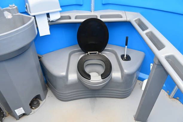 Best Sanitation services for porta potties  in Euclid, OH